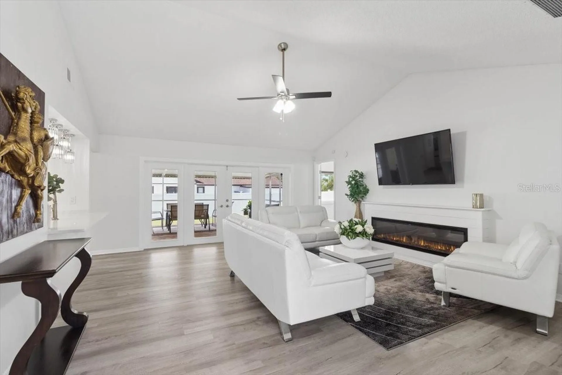4102 W Bank Avenue Tampa FL 33624