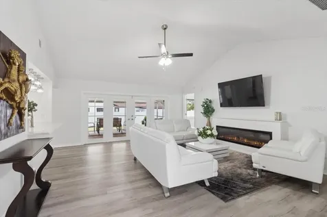 4102 W Bank Avenue Tampa FL 33624