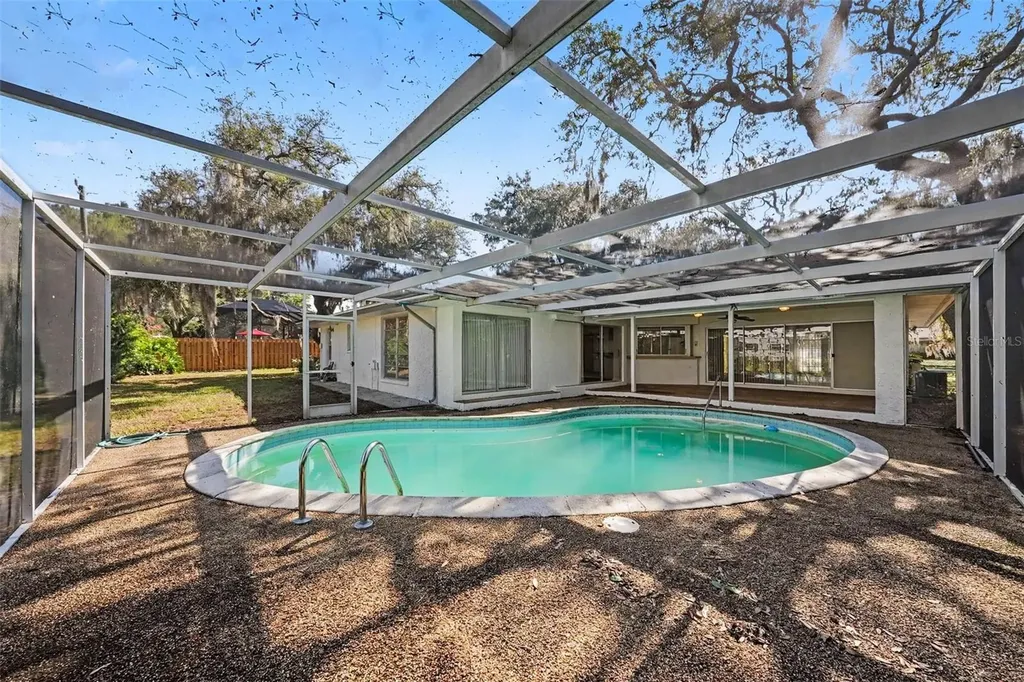 209 15th Street Palm Harbor FL 34683