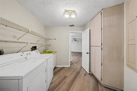 209 15th Street Palm Harbor FL 34683