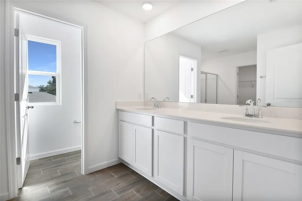716 Lake Dell Avenue Dundee FL 33838