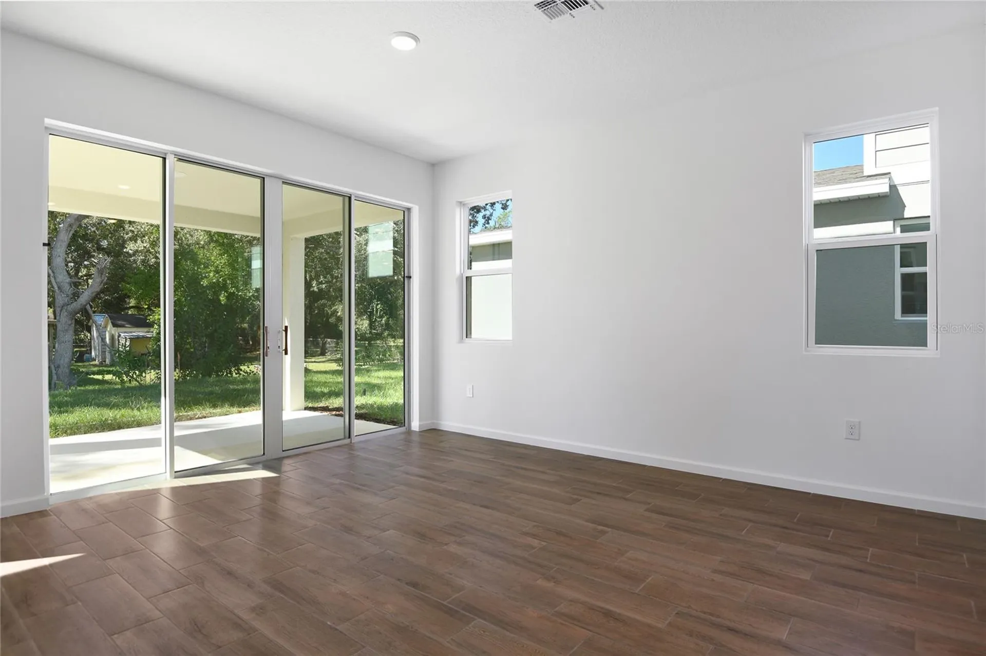 716 Lake Dell Avenue Dundee FL 33838