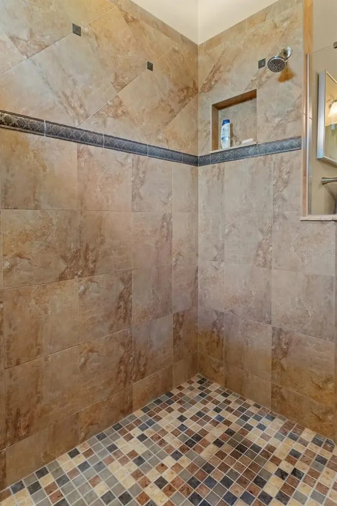 2015 N Rhodes Point Hernando FL 34442