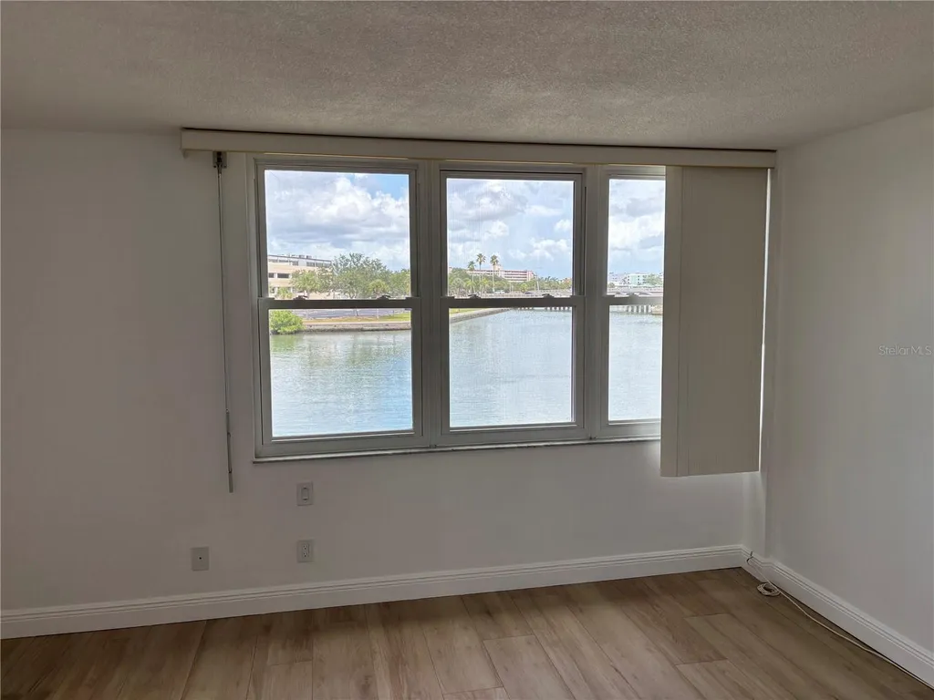 7405 Bay Island Drive S South Pasadena FL 33707