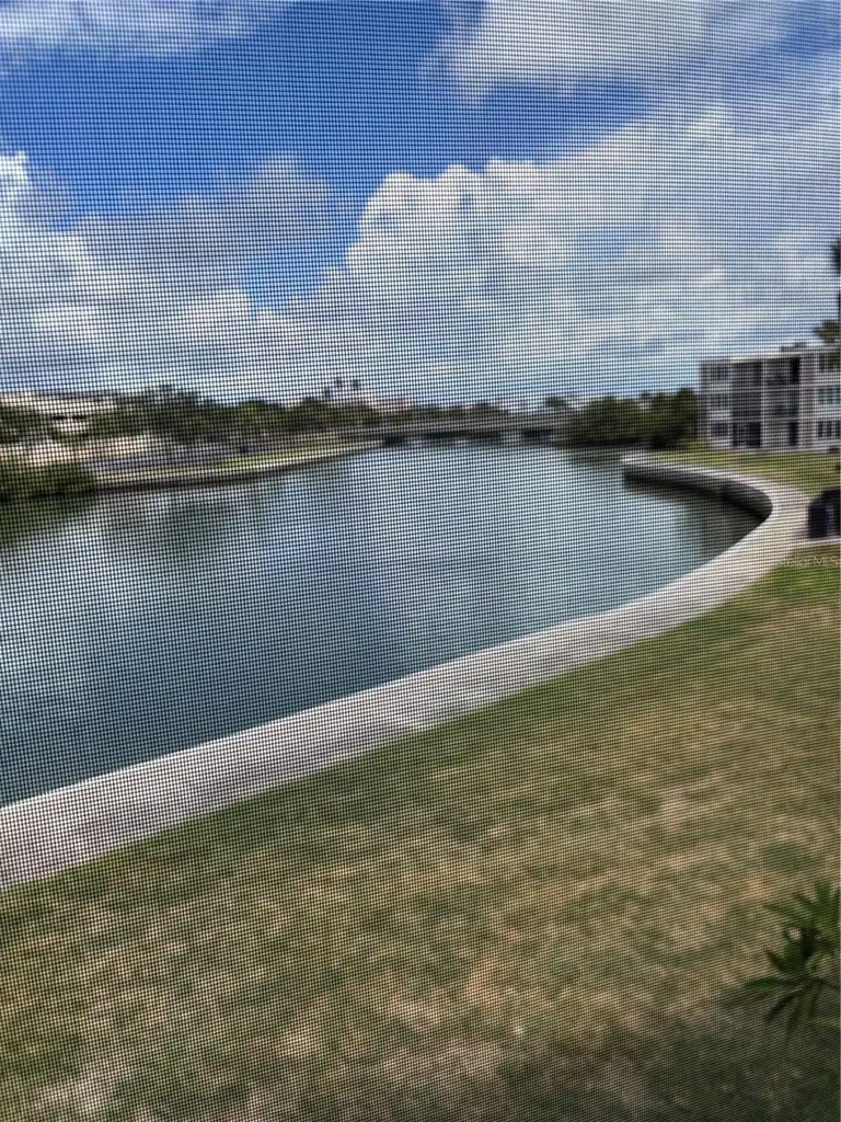 7405 Bay Island Drive S South Pasadena FL 33707