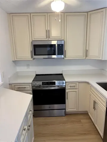 7405 Bay Island Drive S South Pasadena FL 33707