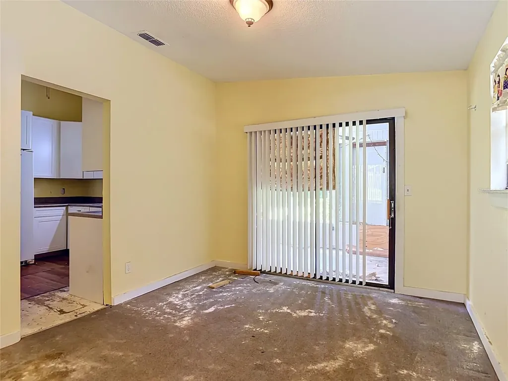 24930 Avenue C Paisley FL 32767