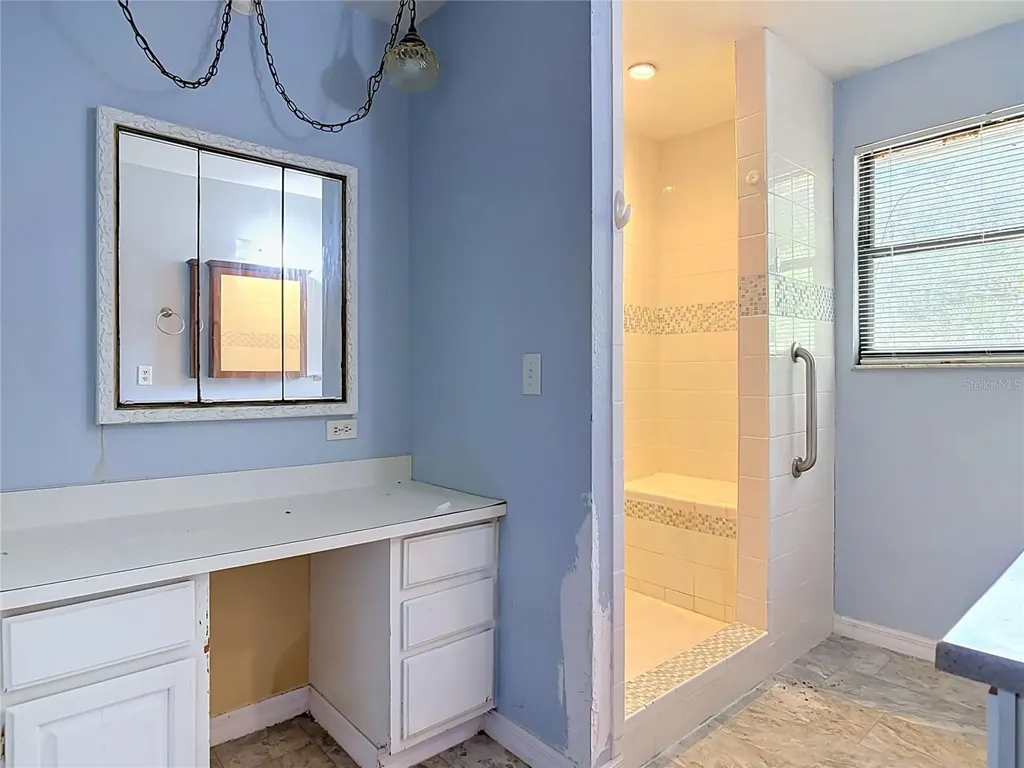 24930 Avenue C Paisley FL 32767
