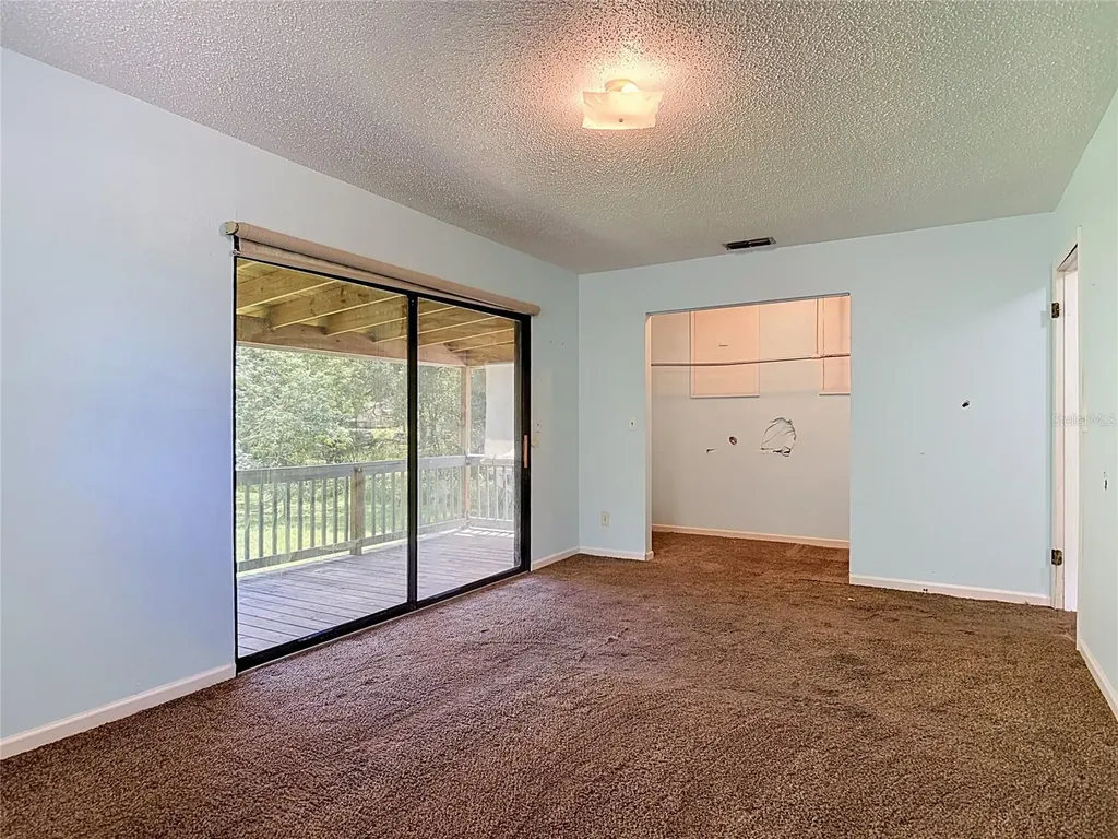 24930 Avenue C Paisley FL 32767
