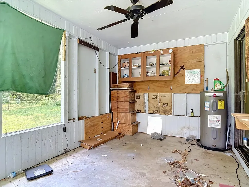 24930 Avenue C Paisley FL 32767