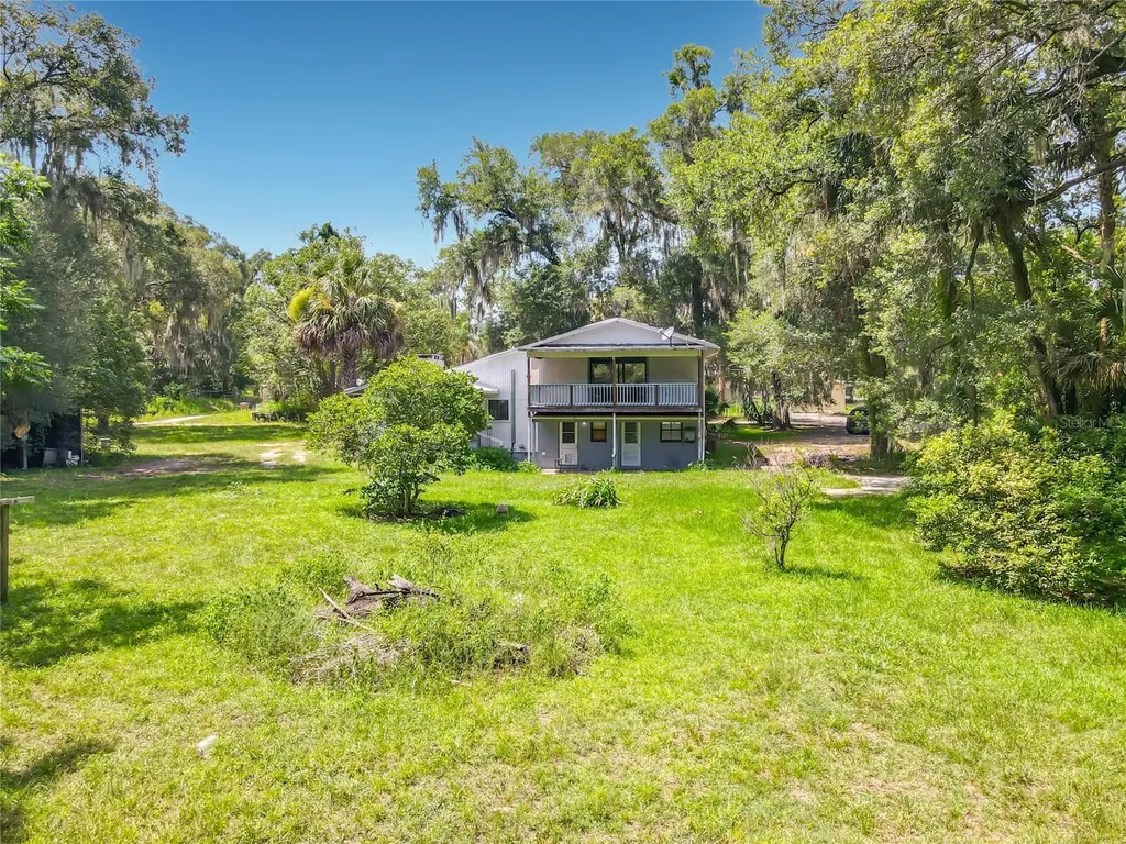 24930 Avenue C Paisley FL 32767