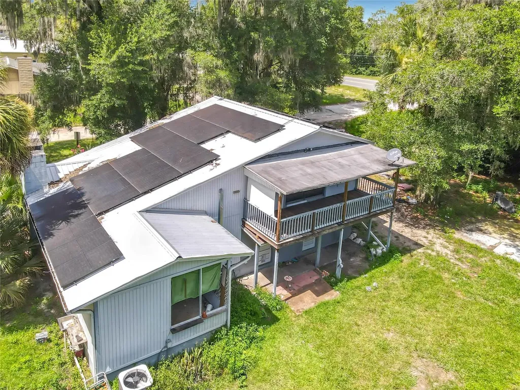 24930 Avenue C Paisley FL 32767