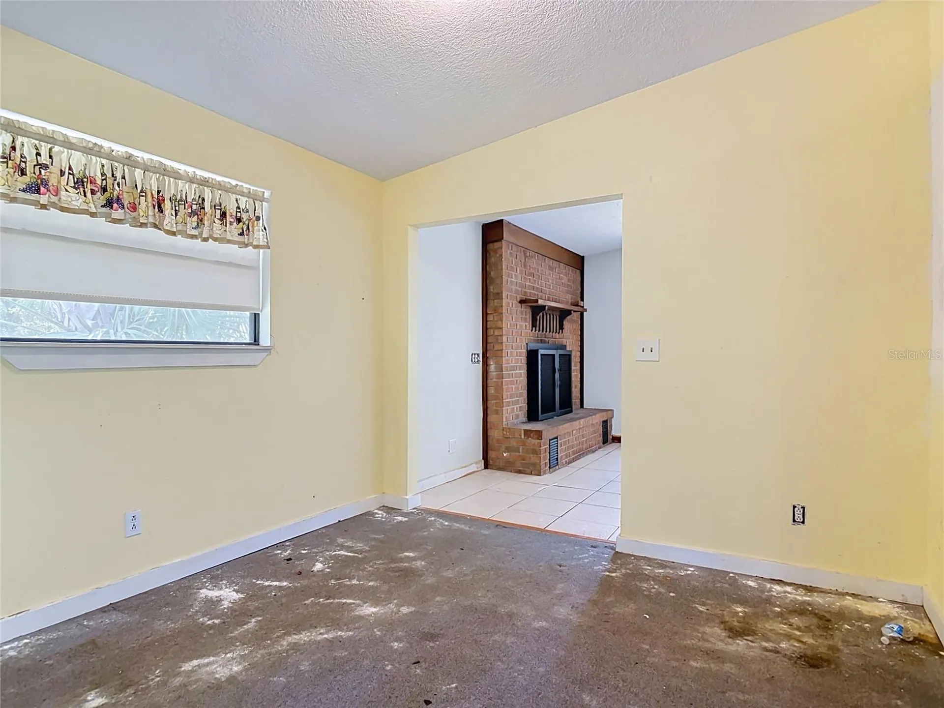 24930 Avenue C Paisley FL 32767
