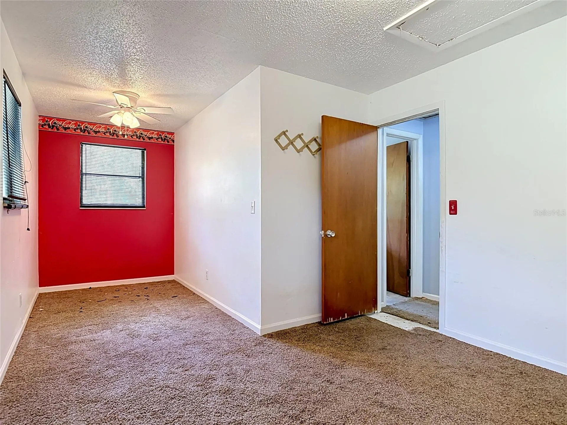 24930 Avenue C Paisley FL 32767