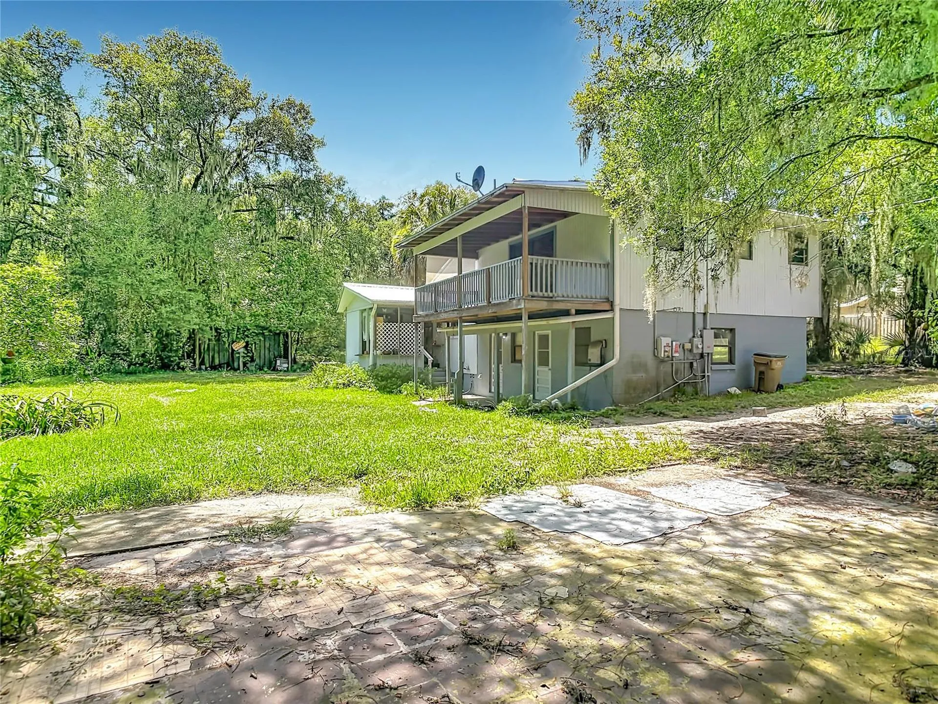 24930 Avenue C Paisley FL 32767