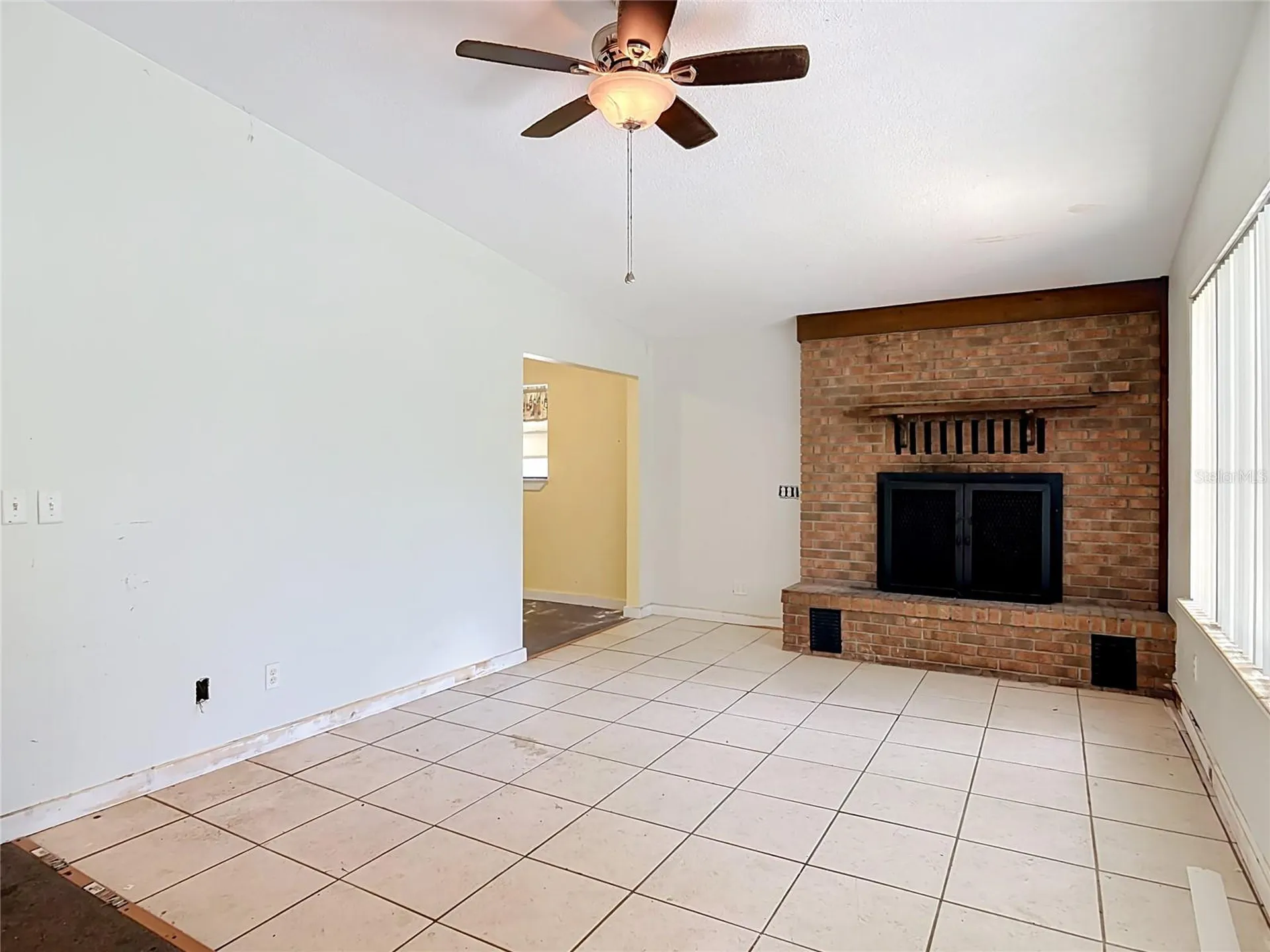 24930 Avenue C Paisley FL 32767