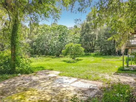24930 Avenue C Paisley FL 32767