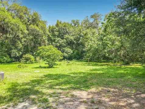 24930 Avenue C Paisley FL 32767