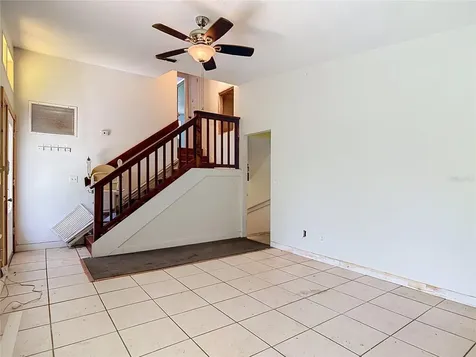 24930 Avenue C Paisley FL 32767