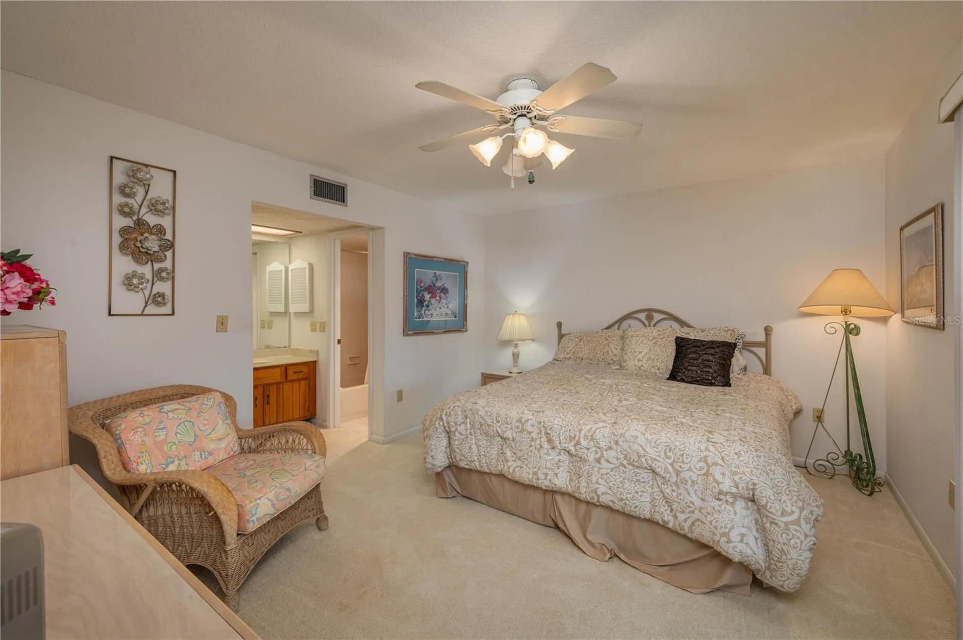 8203 Village Drive Lake Wales FL 33898