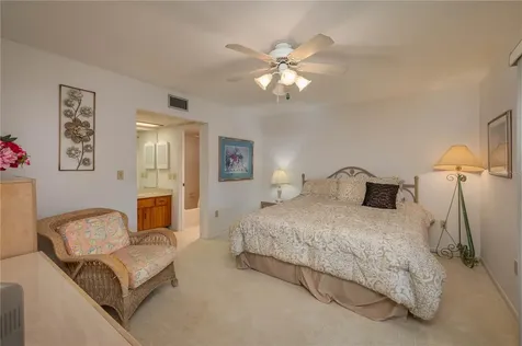 8203 Village Drive Lake Wales FL 33898