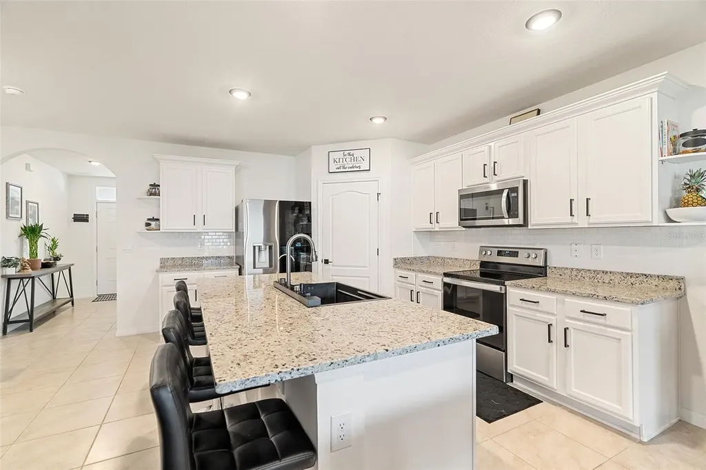 2533 Harmonia Hammock Road Harmony FL 34773