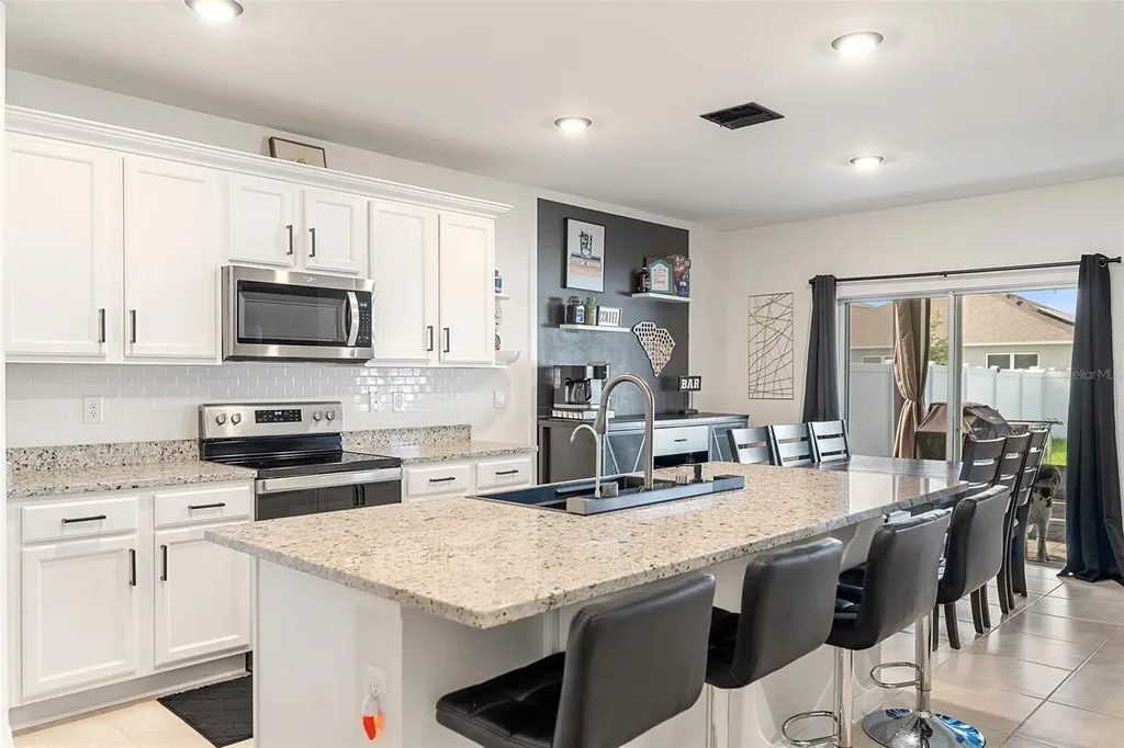 2533 Harmonia Hammock Road Harmony FL 34773