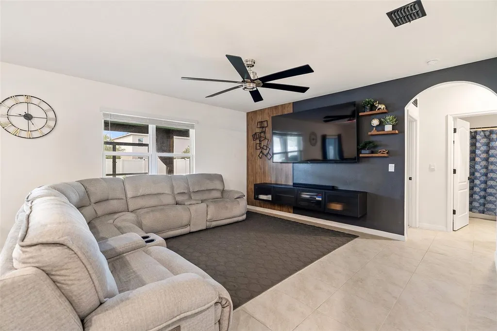 2533 Harmonia Hammock Road Harmony FL 34773