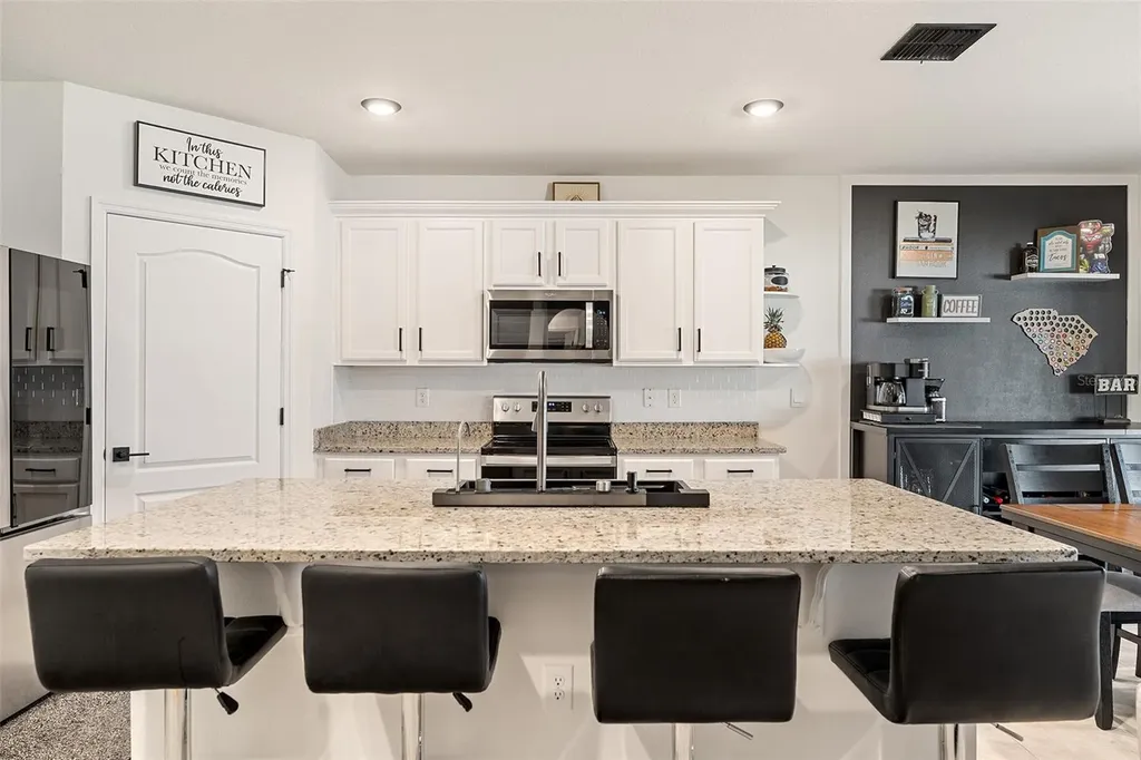 2533 Harmonia Hammock Road Harmony FL 34773