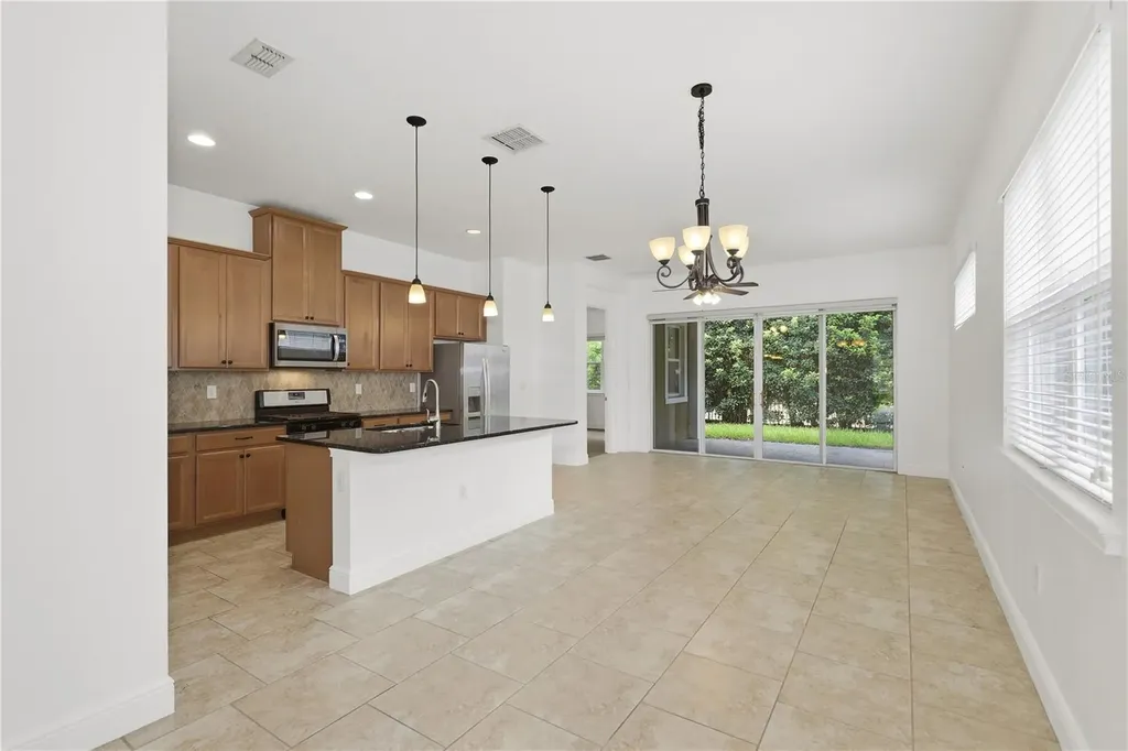 2447 Yellow Brick Road St Cloud FL 34772