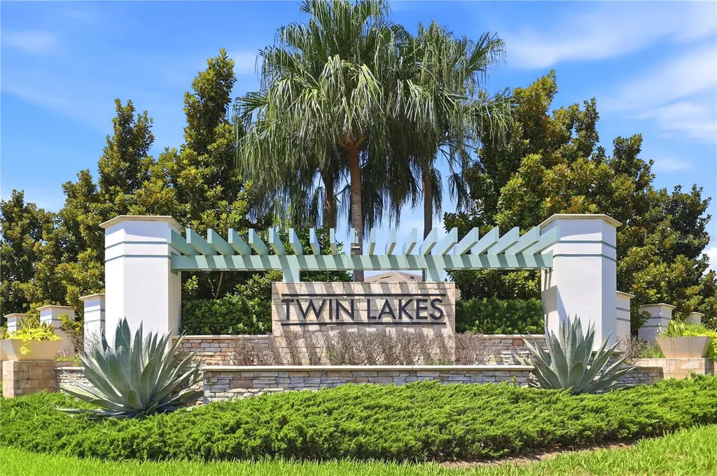 2447 Yellow Brick Road St Cloud FL 34772