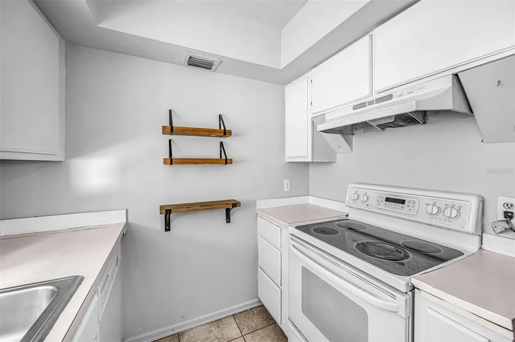 1960 Union Street Clearwater FL 33763