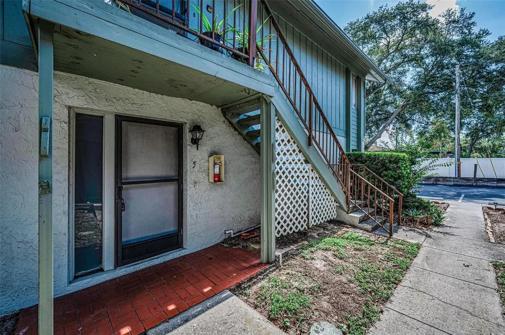 1960 Union Street Clearwater FL 33763