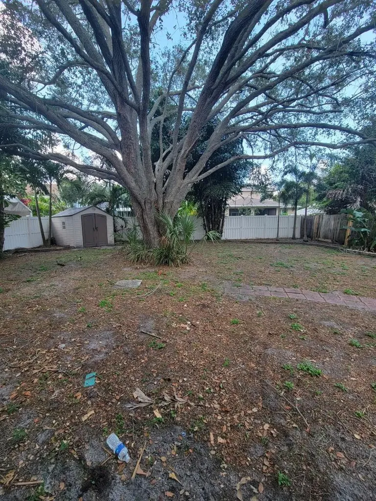 7109 S Shamrock Road Tampa FL 33616