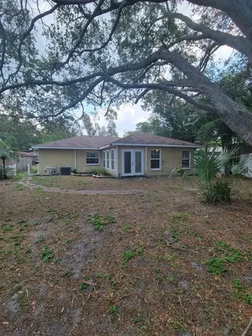 7109 S Shamrock Road Tampa FL 33616