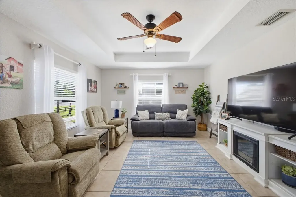 2441 17th Street W Palmetto FL 34221