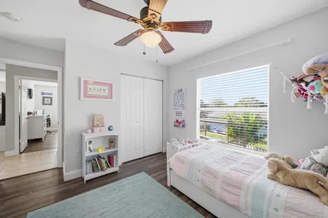 2441 17th Street W Palmetto FL 34221