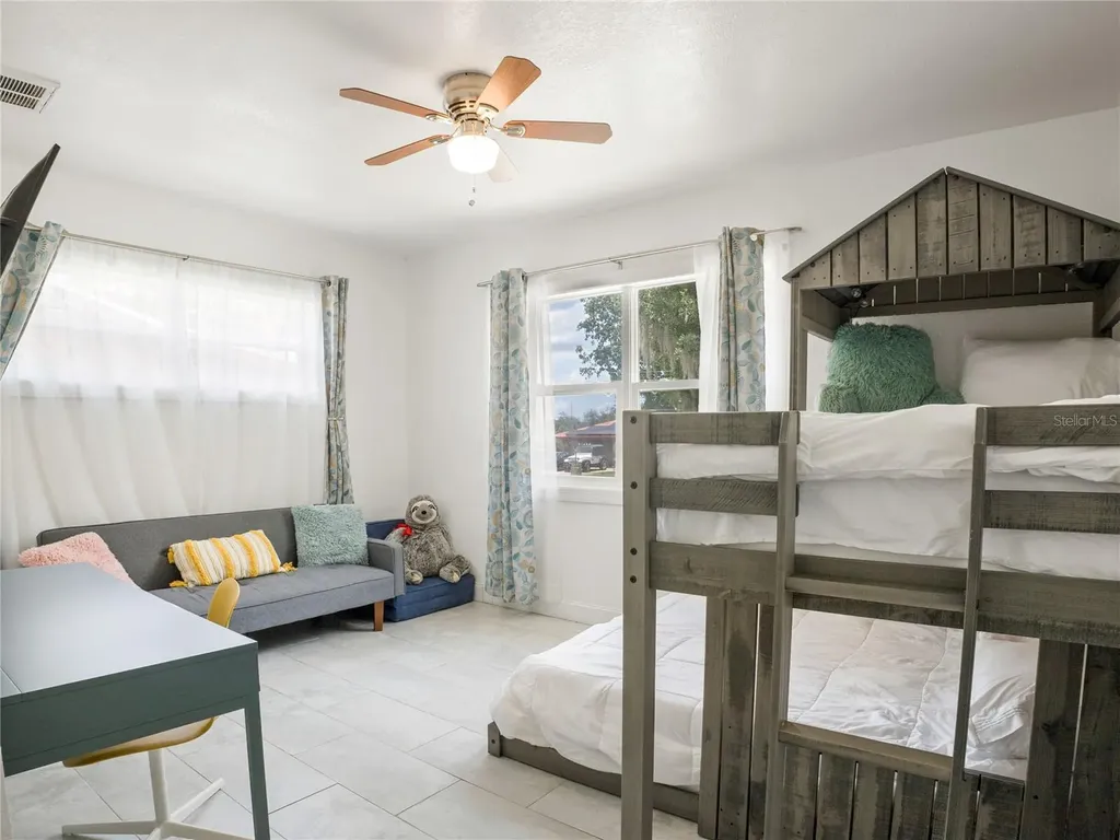 208 E Winthrop Street Avon Park FL 33825