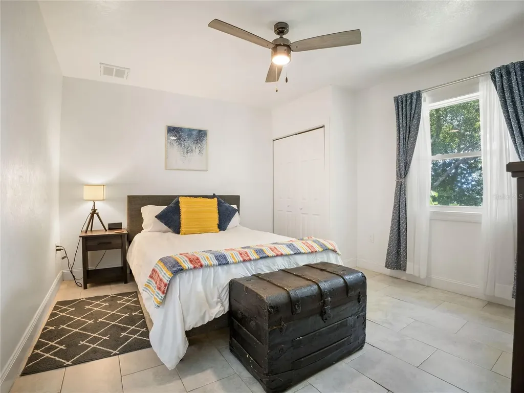 208 E Winthrop Street Avon Park FL 33825