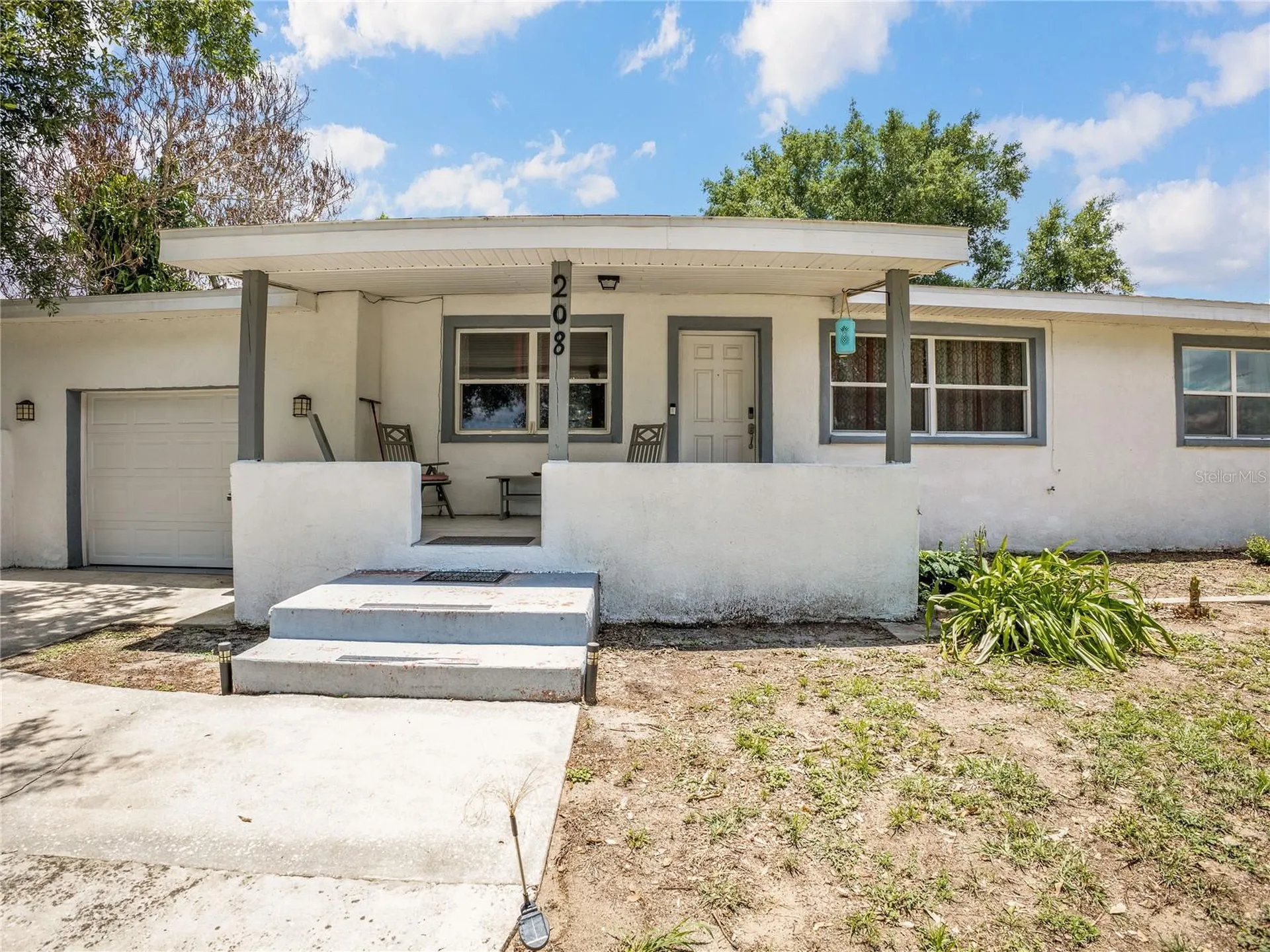 208 E Winthrop Street Avon Park FL 33825
