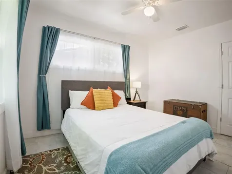 208 E Winthrop Street Avon Park FL 33825