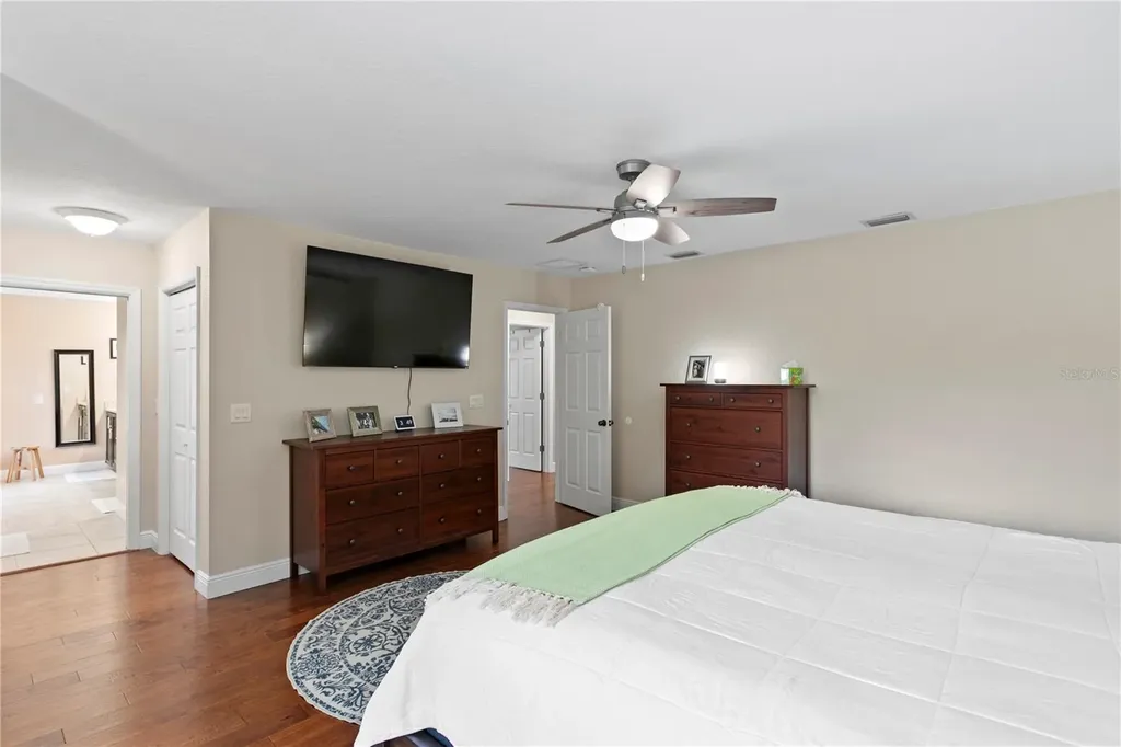 3319 W Villa Rosa Street Tampa FL 33611