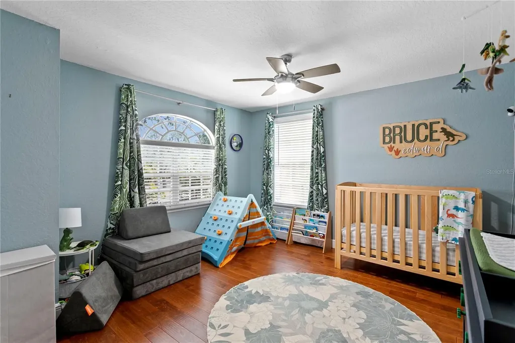 3319 W Villa Rosa Street Tampa FL 33611