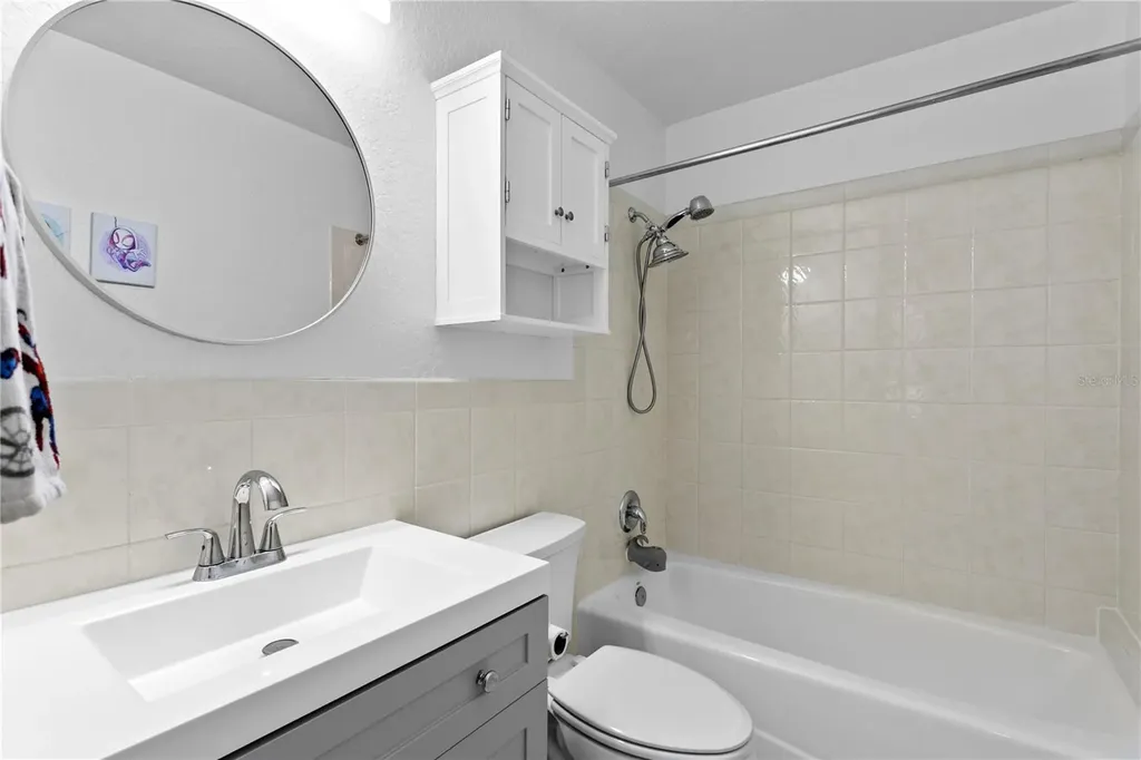 3319 W Villa Rosa Street Tampa FL 33611
