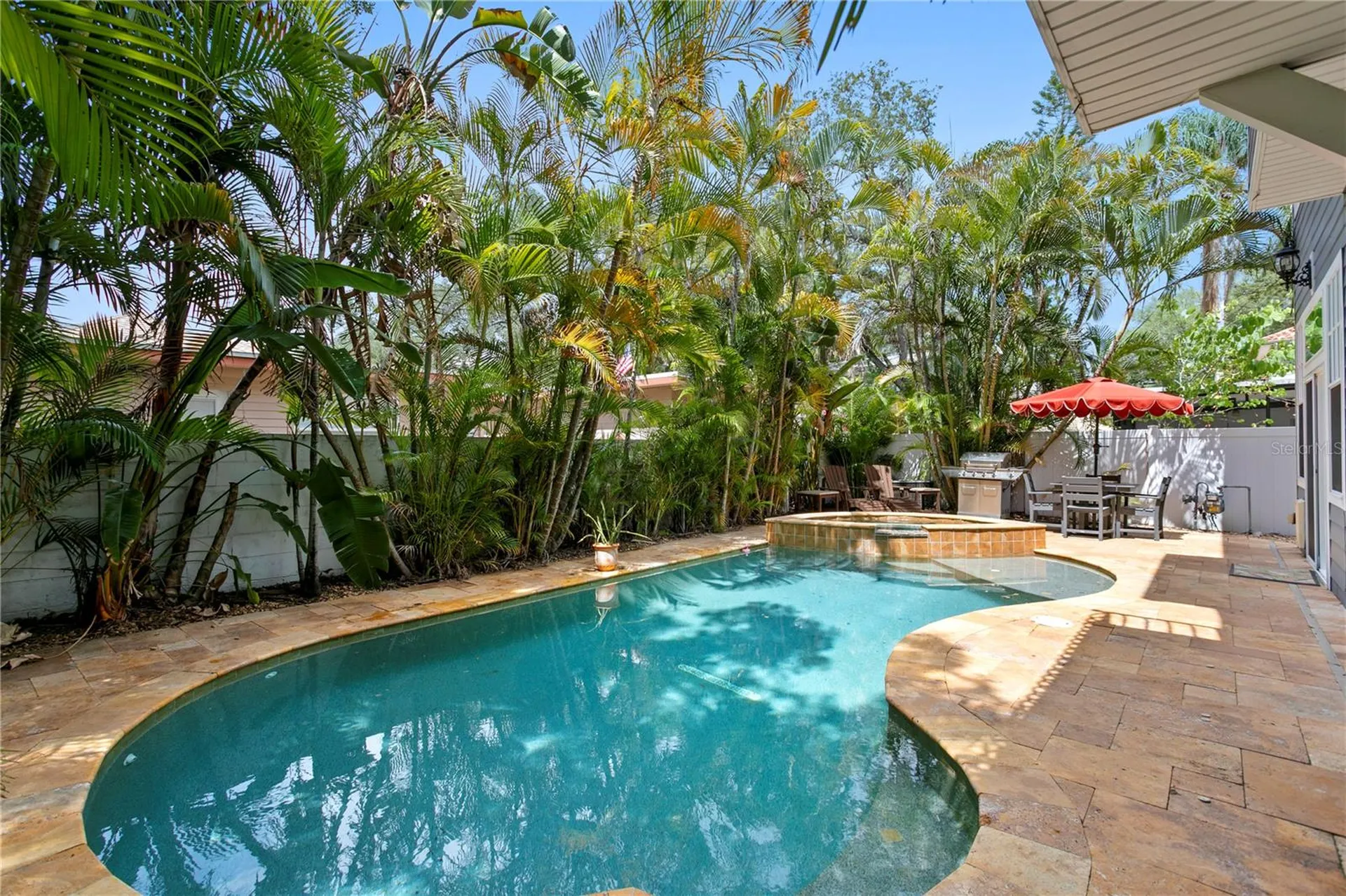 3319 W Villa Rosa Street Tampa FL 33611