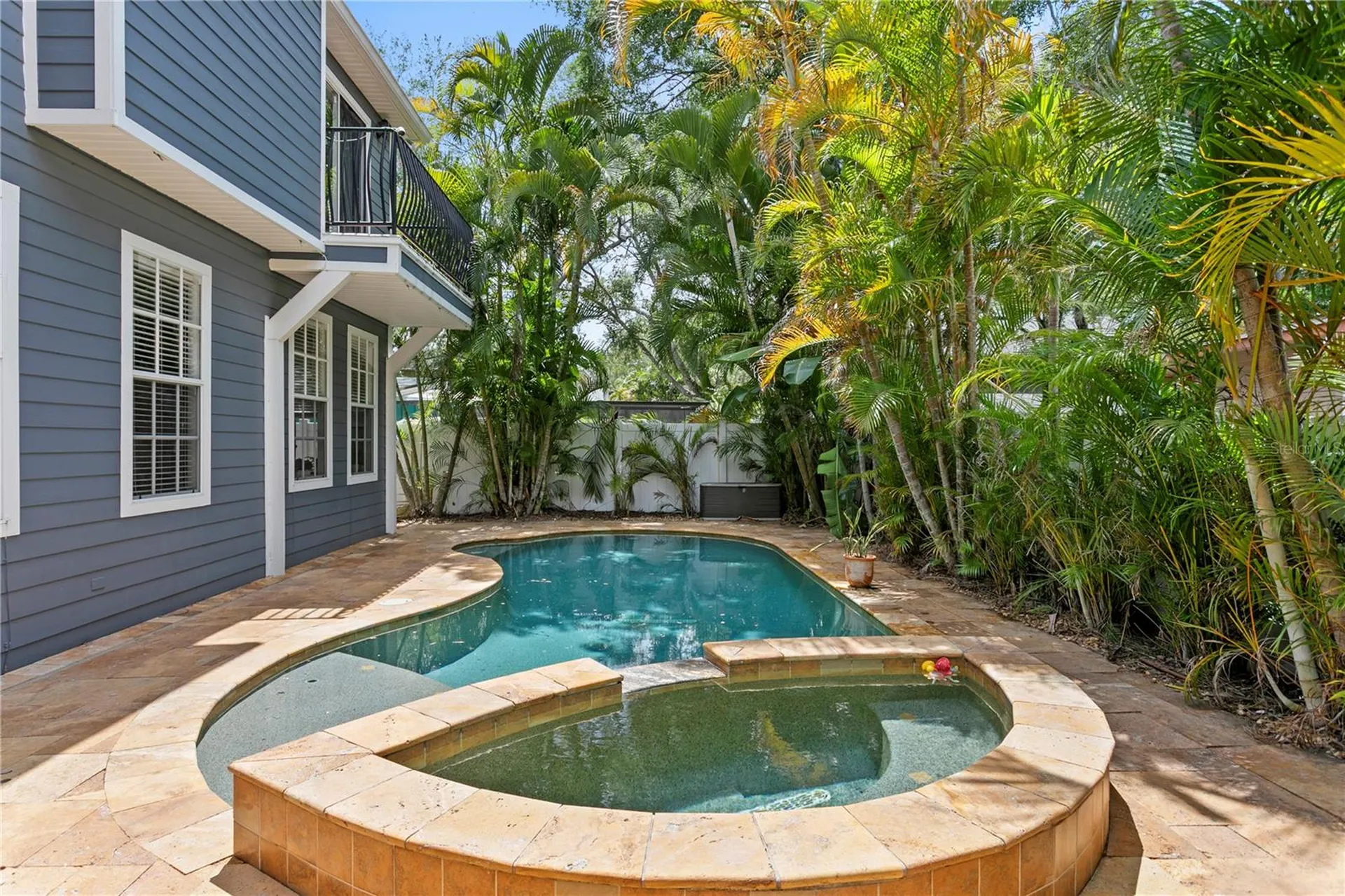 3319 W Villa Rosa Street Tampa FL 33611