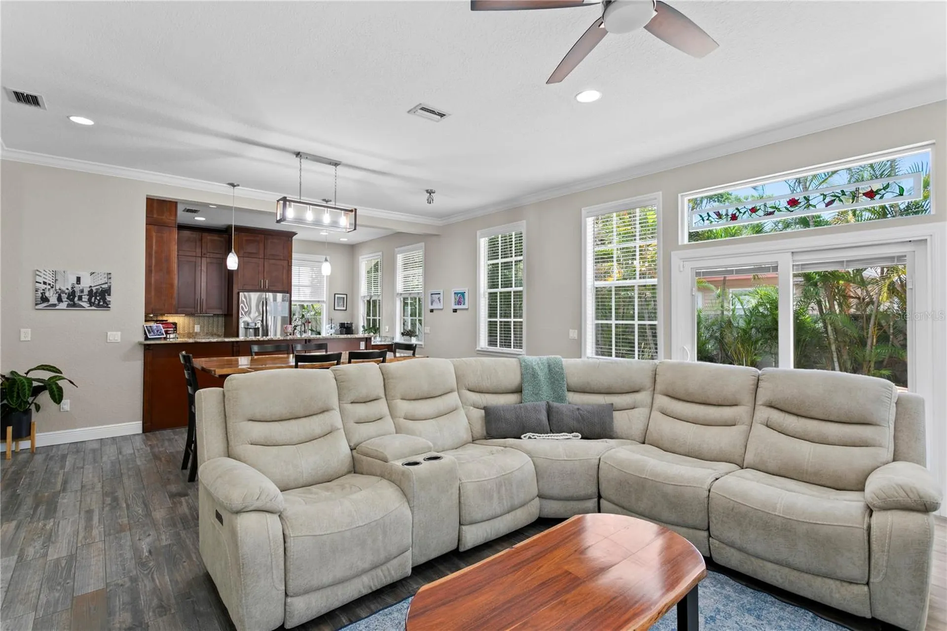 3319 W Villa Rosa Street Tampa FL 33611
