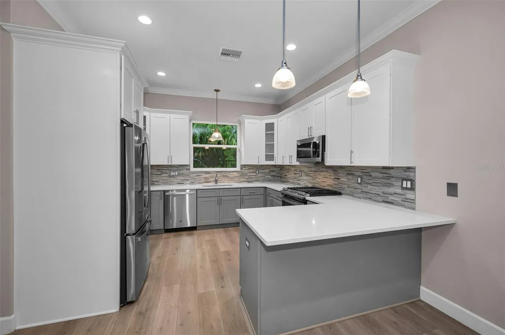726 Grand Cypress Lane Tarpon Springs FL 34689