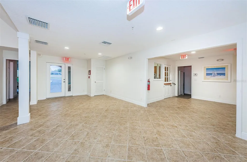 726 Grand Cypress Lane Tarpon Springs FL 34689