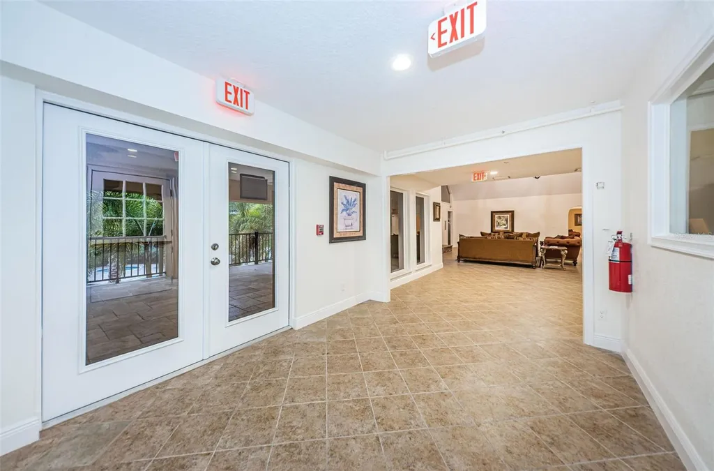 726 Grand Cypress Lane Tarpon Springs FL 34689